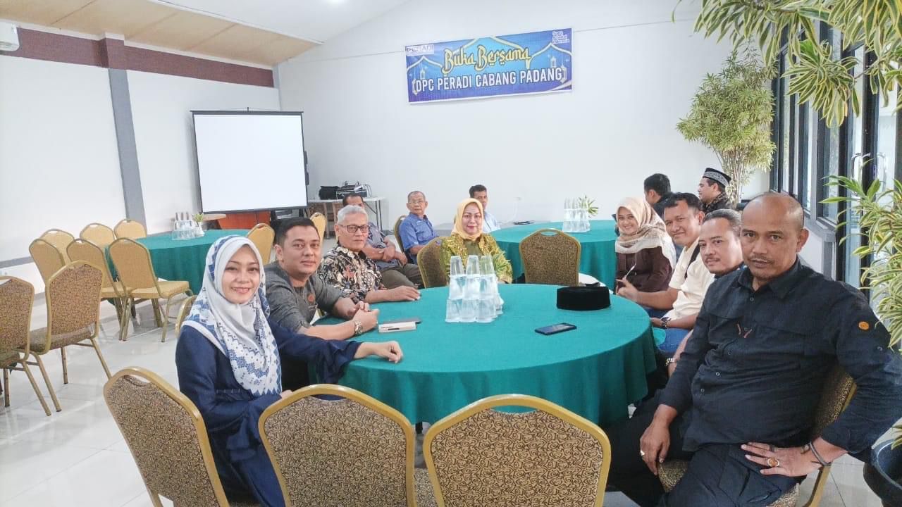 Buka Bersama DPC PERADI SAI Padang, di Hotel Daima Garden -14 April 2023