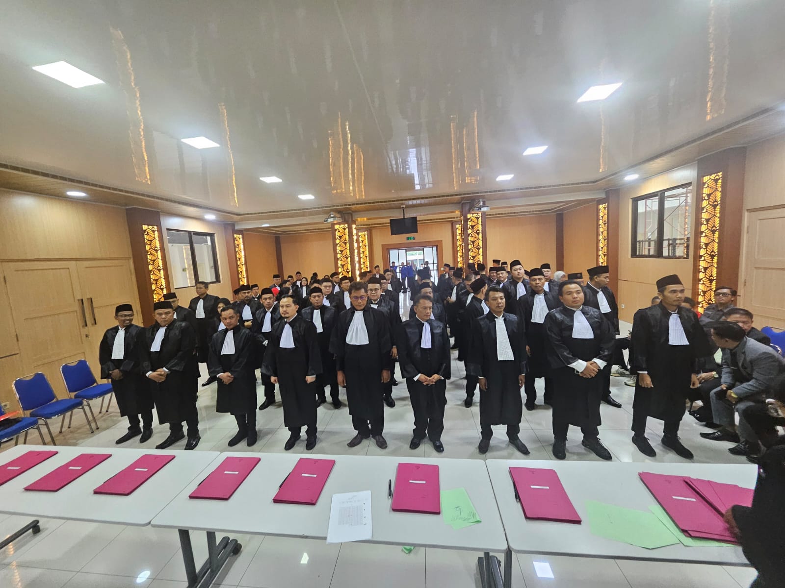 DPC PERADI SAI Tangerang Raya telah melaksanakan Pelantikan dan Pengangkatan Advokat di Wilayah Hukum Pengadilan Tinggi Banten Pada 03 - 04 Desember 2024, dengan 30 peserta yang di lantik